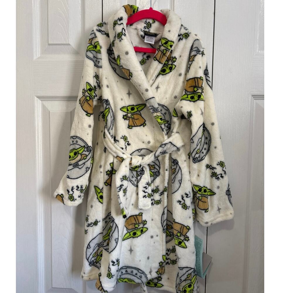 Star Wars Baby Yoda NWT Kids Tie Waist Robe S/6-6x